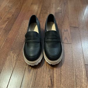 NEW OUT OF BOX - Pierre dumas black leather loafer size 11